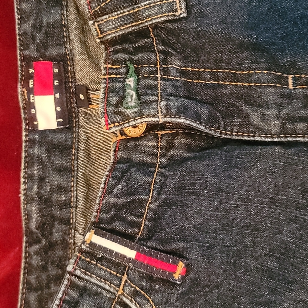 Tommy Jeans capris - Picture 2 of 4